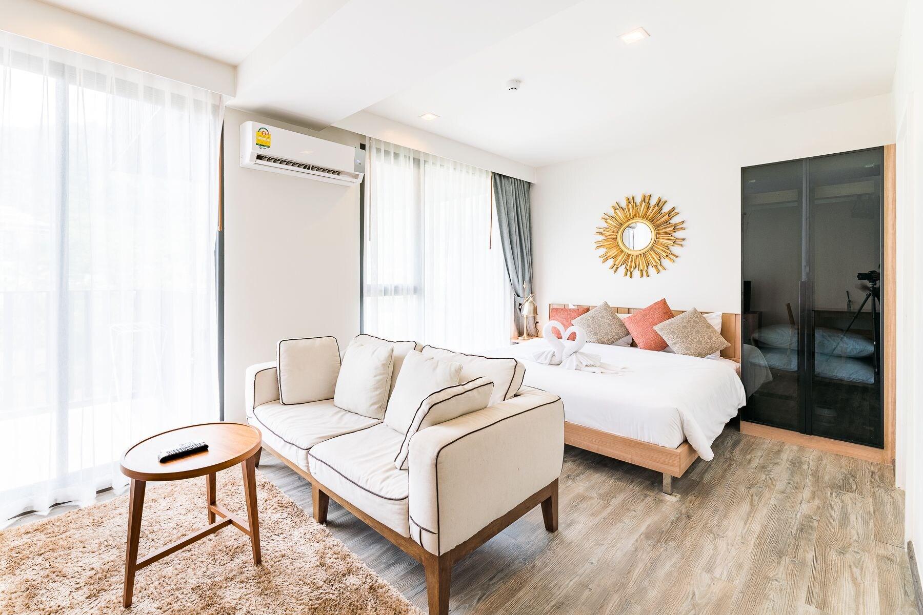 The Deck Condo Patong By Vip Buitenkant foto