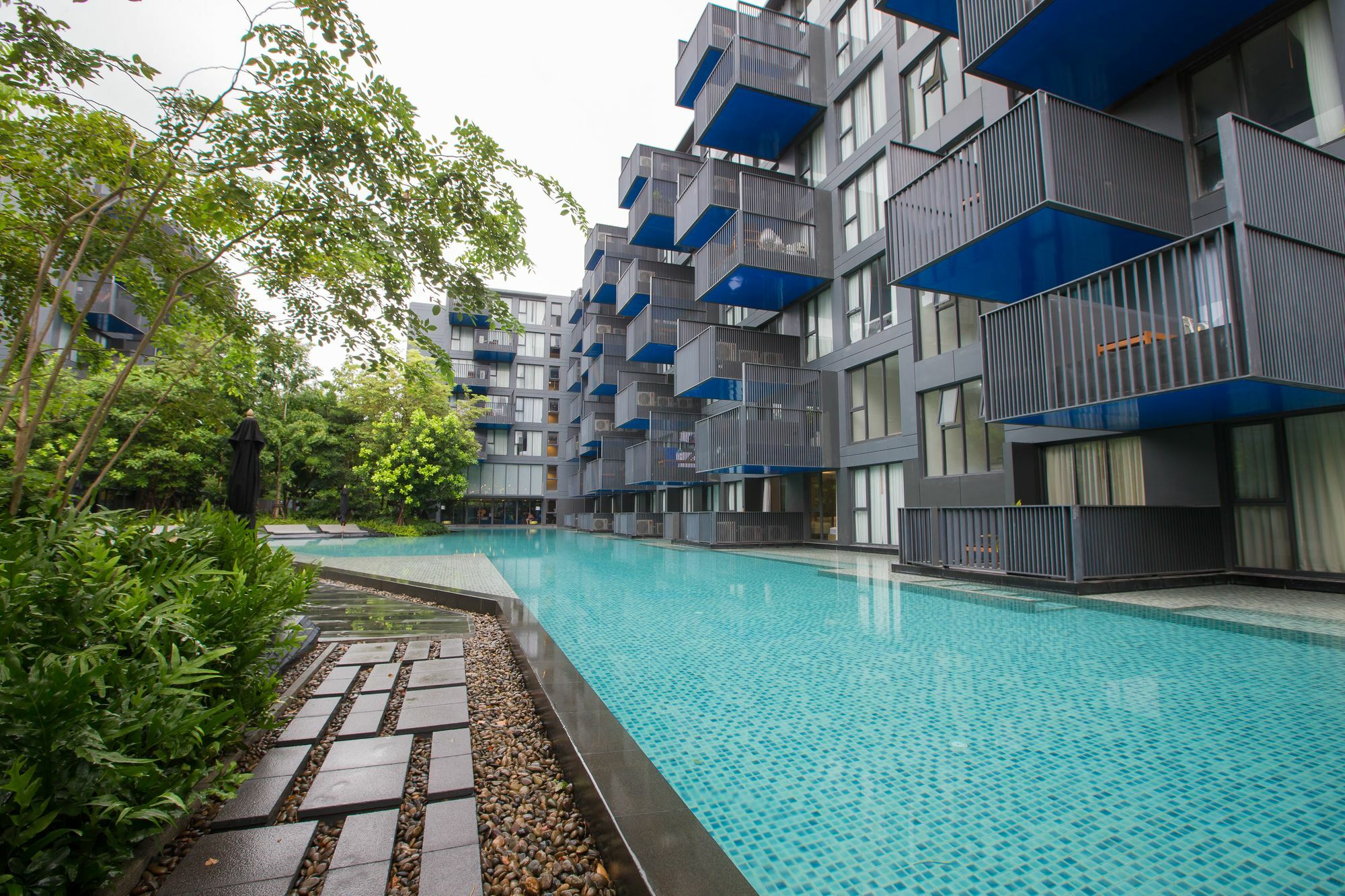 The Deck Condo Patong By Vip Buitenkant foto