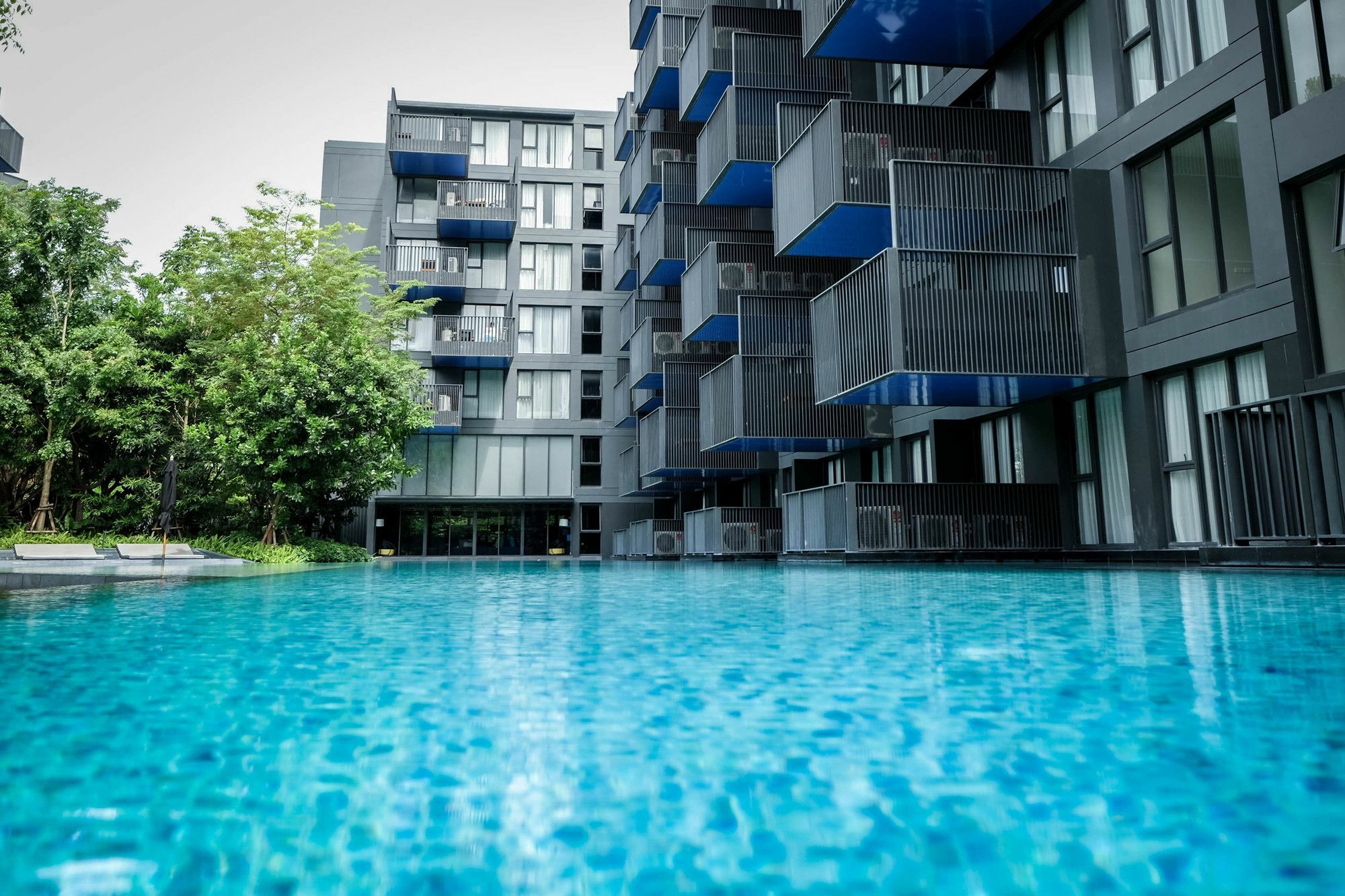 The Deck Condo Patong By Vip Buitenkant foto