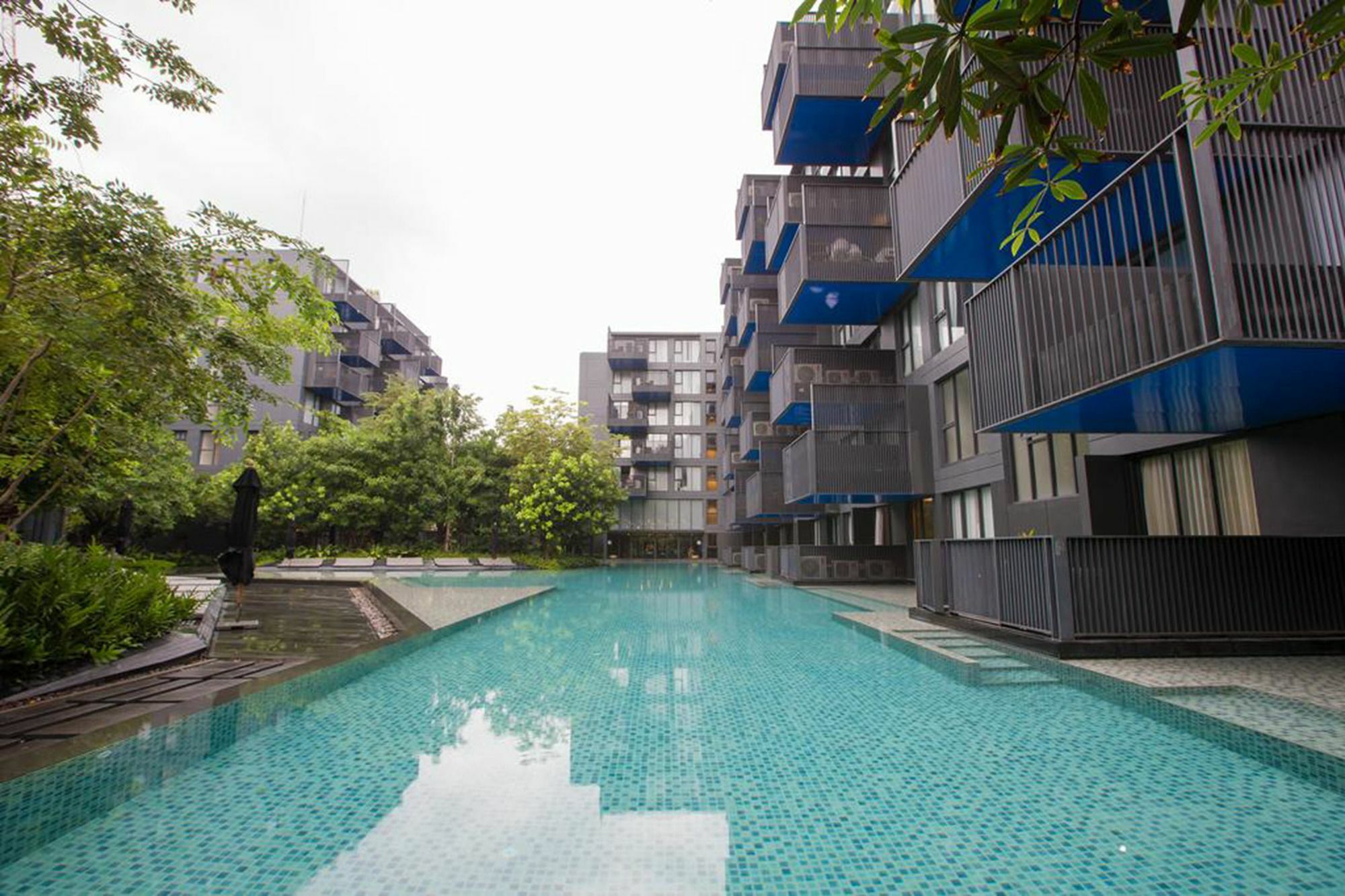 The Deck Condo Patong By Vip Buitenkant foto